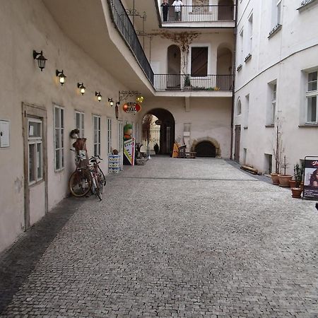 Apartments Tynska 7 Prag Eksteriør billede
