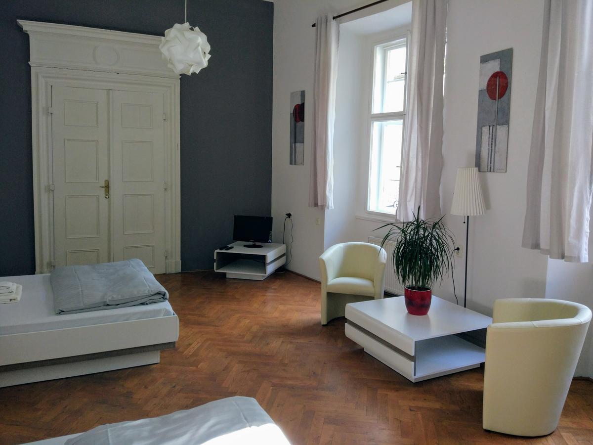 Apartments Tynska 7 Prag Eksteriør billede