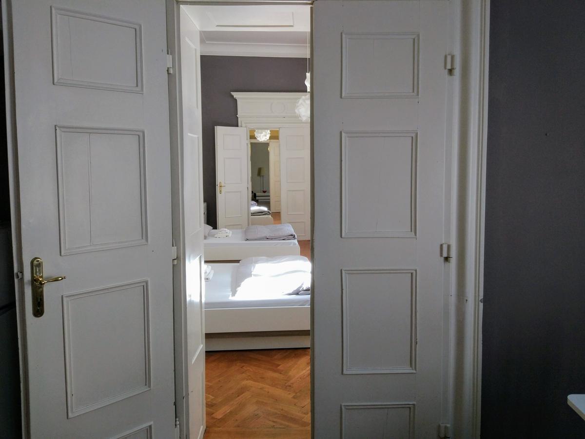 Apartments Tynska 7 Prag Eksteriør billede