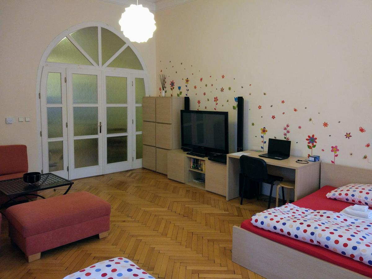 Apartments Tynska 7 Prag Eksteriør billede