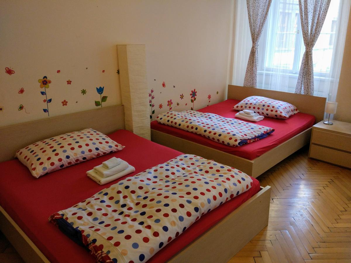 Apartments Tynska 7 Prag Eksteriør billede